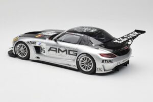 Mercedes AMG SLS C197 GT3 Team AMG China #96 M. Hakkinen / C. Cheng Zhuhai 6th 2011 Minichamps 1:18 151113196 Metaal — afbeelding 5 van 6
