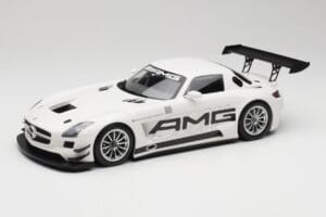 Mercedes AMG SLS C197 GT3 Street Wit Minichamps 1:18 151123107 Metaal