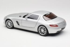 Mercedes SLS AMG C197 Iridium Zilver Minichamps 1:18 100039026 Metaal — afbeelding 7 van 8