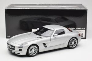 Mercedes SLS AMG C197 Iridium Zilver Minichamps 1:18 100039026 Metaal — afbeelding 8 van 8