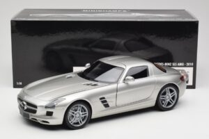 Mercedes SLS AMG C197 Matt Zilver Minichamps 1:18 100039029 Metaal — afbeelding 8 van 8
