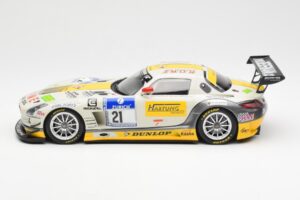 Mercedes SLS AMG GT3 #21 Rowe Racing Arnold / Roloff / Seyffarth / Jäger ADAC 24 Hours Nürburgring 2013 Minichamps 1:18 15113 — afbeelding 3 van 6
