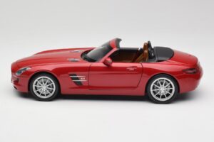 Mercedes SLS AMG R197 Roadster Le Mans Rood Minichamps 1:18 100039030 Metaal — afbeelding 4 van 8