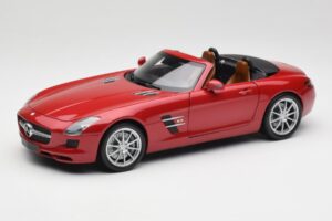 Mercedes SLS AMG R197 Roadster Le Mans Rood Minichamps 1:18 100039030 Metaal