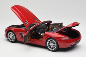 Mercedes SLS AMG R197 Roadster Le Mans Rood Minichamps 1:18 100039030 Metaal — afbeelding 5 van 8