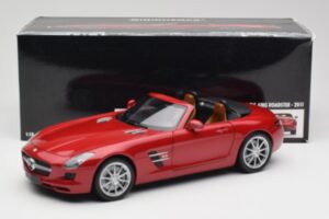 Mercedes SLS AMG R197 Roadster Le Mans Rood Minichamps 1:18 100039030 Metaal — afbeelding 8 van 8