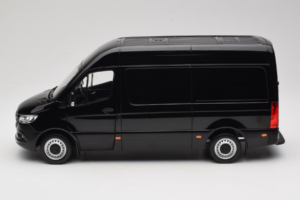 Mercedes Sprinter Zwart Norev 1:18 183041 Metaal — afbeelding 4 van 8