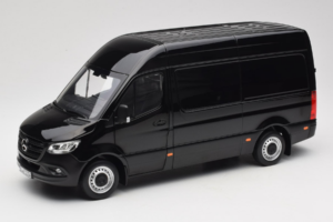 Mercedes Sprinter Zwart Norev 1:18 183041 Metaal