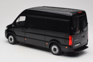 Mercedes Sprinter Zwart Norev 1:18 183041 Metaal — afbeelding 7 van 8