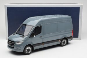Mercedes Sprinter W907 Blauwgrijs Norev 1:18 183423 Metaal — afbeelding 7 van 7