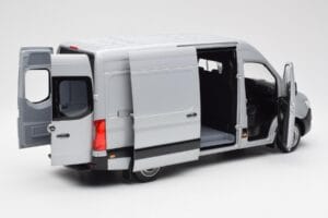 Mercedes Sprinter W907 Zilver Norev 1:18 183424 Metaal — afbeelding 2 van 8