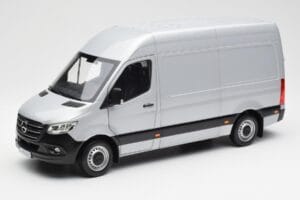 Mercedes Sprinter W907 Zilver Norev 1:18 183424 Metaal