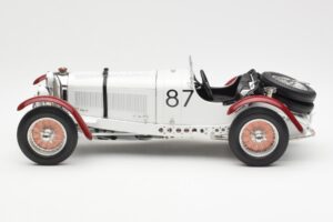 Mercedes SSKL R. Caracciola / W. Sebastian Mille Miglia Winner 1931 CMC 1:18 M-055 Metaal — afbeelding 3 van 6