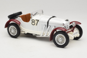 Mercedes SSKL #87 R. Caracciola Mille Miglia 1931 Bburago 1:18 3202 Metaal — afbeelding 4 van 6