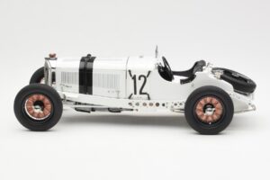 Mercedes SSKL #12 O. Merz German GP 1931 CMC 1:18 M-189 Metaal — afbeelding 3 van 6