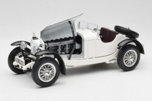 Mercedes SSKL Wit Bburago 1:18 3002 Metaal — afbeelding 2 van 8
