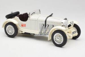 Mercedes SSKL Wit & Crème Bburago 1:18 3002-M1 Metaal — afbeelding 4 van 6