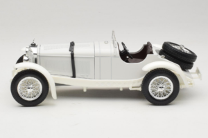 Mercedes SSKL Wit 1931 Bburago 1:18 3002-M2 Metaal — afbeelding 3 van 6
