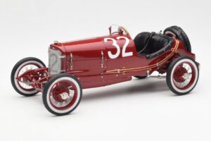 Mercedes #32 C. Lautenschlager / Traub Targa Florio 2nd Place 1924 CMC 1:18 M-187 Metaal