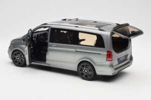 Mercedes V-Class W447 AMG Line Grijs Metallic Norev 1:18 183488 Metaal — afbeelding 6 van 9