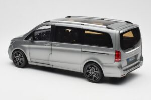 Mercedes V-Class W447 AMG Line Grijs Metallic Norev 1:18 183488 Metaal — afbeelding 8 van 9