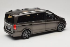 Mercedes V-Class W447 AMG Line Indium Grey Norev 1:18 183873 Metaal — afbeelding 3 van 8