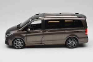 Mercedes V-Class W447 AMG Line Indium Grey Norev 1:18 183873 Metaal — afbeelding 4 van 8