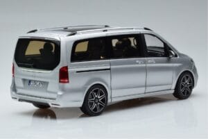 Mercedes V-Class V260 AMG Line Zilver Norev 1:18 183871 Metaal — afbeelding 3 van 10