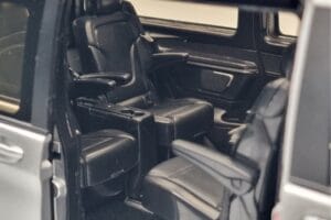 Mercedes V-Class V260 AMG Line Zilver Norev 1:18 183871 Metaal — afbeelding 9 van 10