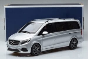 Mercedes V-Class V260 AMG Line Zilver Norev 1:18 183871 Metaal — afbeelding 10 van 10