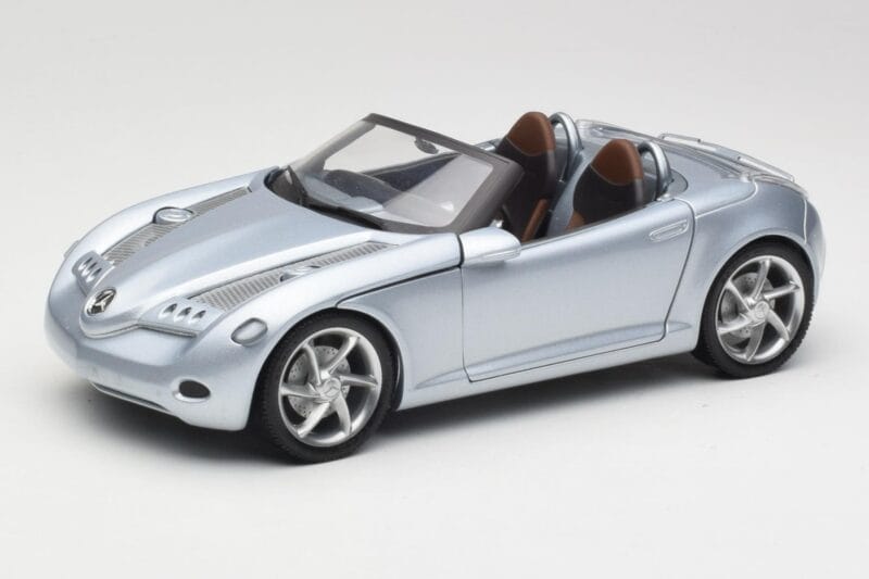 Mercedes Vision SLA Zilver Gate 1:18 B66962114 Metaal