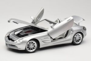 Mercedes Vision SLR Roadster Zilver Maisto 1:18 B66962107 Metaal — afbeelding 2 van 8