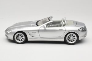Mercedes Vision SLR Roadster Zilver Maisto 1:18 B66962107 Metaal — afbeelding 4 van 8