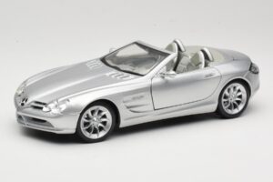 Mercedes Vision SLR Roadster Zilver Maisto 1:18 B66962107 Metaal