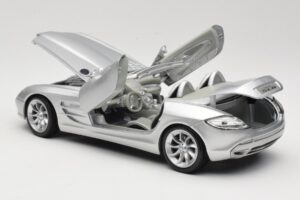 Mercedes Vision SLR Roadster Zilver Maisto 1:18 B66962107 Metaal — afbeelding 5 van 8