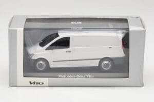 Mercedes Vito Arctic Wit Minichamps 1:43 B66960524 Metaal — afbeelding 4 van 4
