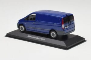 Mercedes Vito Atlantis Blauw Minichamps 1:43 B66960525 Metaal — afbeelding 3 van 4