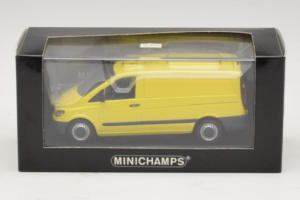 Mercedes Vito Kastenwagen Geel Minichamps 1:43 400032260 Metaal — afbeelding 4 van 4