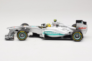 Mercedes W03 #8 N. Rosberg Mercedes AMG Petronas Showcar 2012 Minichamps 1:18 110120078 Metaal — afbeelding 3 van 7