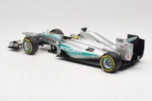 Mercedes W04 #9 N. Rosberg Mercedes AMG Petronas Showcar 2013 Minichamps 1:18 110130079 Metaal — afbeelding 5 van 7