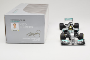 Mercedes W04 #9 N. Rosberg Mercedes AMG Petronas Showcar 2013 Minichamps 1:18 110130079 Metaal — afbeelding 6 van 7
