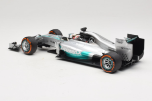 Mercedes W05 #44 L. Hamilton Mercedes AMG Petronas Malaysian Grand Prix Winner 2014 Minichamps 1:18 110140144 Metaal — afbeelding 5 van 7