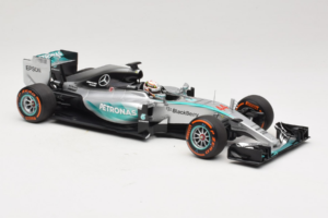 Mercedes W06 #44 L. Hamilton Mercedes AMG Petronas Japanese Grand Prix Winner 2015 Minichamps 1:18 110150344 Metaal — afbeelding 4 van 7