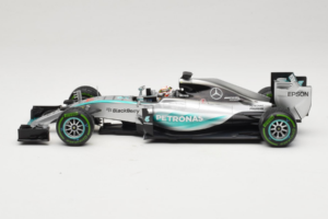 Mercedes W06 #44 L. Hamilton Mercedes AMG Petronas United States Grand Prix Winner World Champion 2015 Minichamps 1:18 110150 — afbeelding 3 van 7