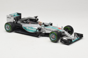 Mercedes W06 #44 L. Hamilton Mercedes AMG Petronas United States Grand Prix Winner World Champion 2015 Minichamps 1:18 110150 — afbeelding 4 van 7