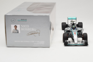 Mercedes W06 #6 N. Rosberg Mercedes AMG Petronas Japanese Grand Prix 2015 Minichamps 1:18 110150206 Metaal — afbeelding 6 van 7