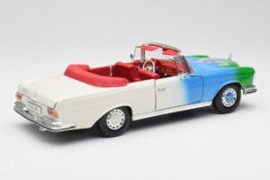 Mercedes 280SE W108 Tricolor Maisto 1:18 56014 Metaal — afbeelding 3 van 8