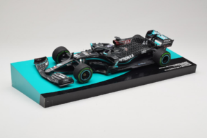 Mercedes W11 #44 L. Hamilton Mercedes AMG Petronas Turkish Grand Prix Winner World Champion 2020 Minichamps 1:18 113201444 Ha — afbeelding 2 van 7