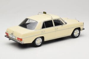 Mercedes W115 Beige Taxi MCG 1:18 MCG18055 Metaal — afbeelding 2 van 6