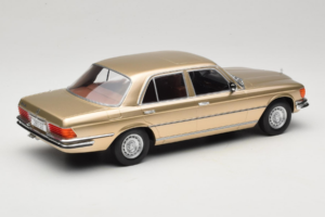 Mercedes W116 Metallic Beige MCG 1:18 MCG18550 Metaal — afbeelding 2 van 6